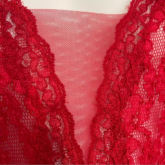 M Vs Victoria’s Secret 1990’s Vintage Gold Label satin & lace red long slip gown - Picture 3 of 9